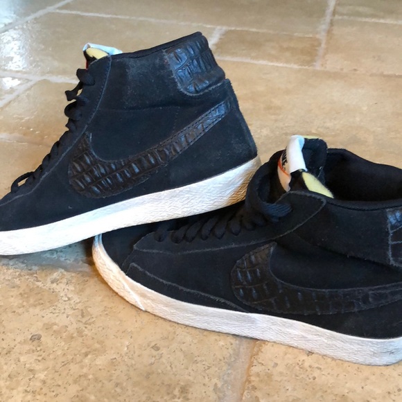 Nike black high tops - Picture 2 of 5